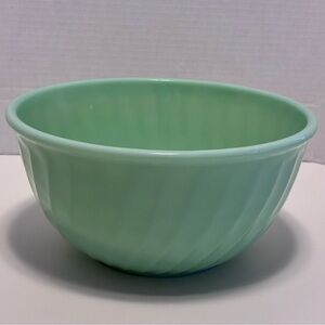 Fire King Jadeite 9” Swirl Mixing Bowl 1950s
